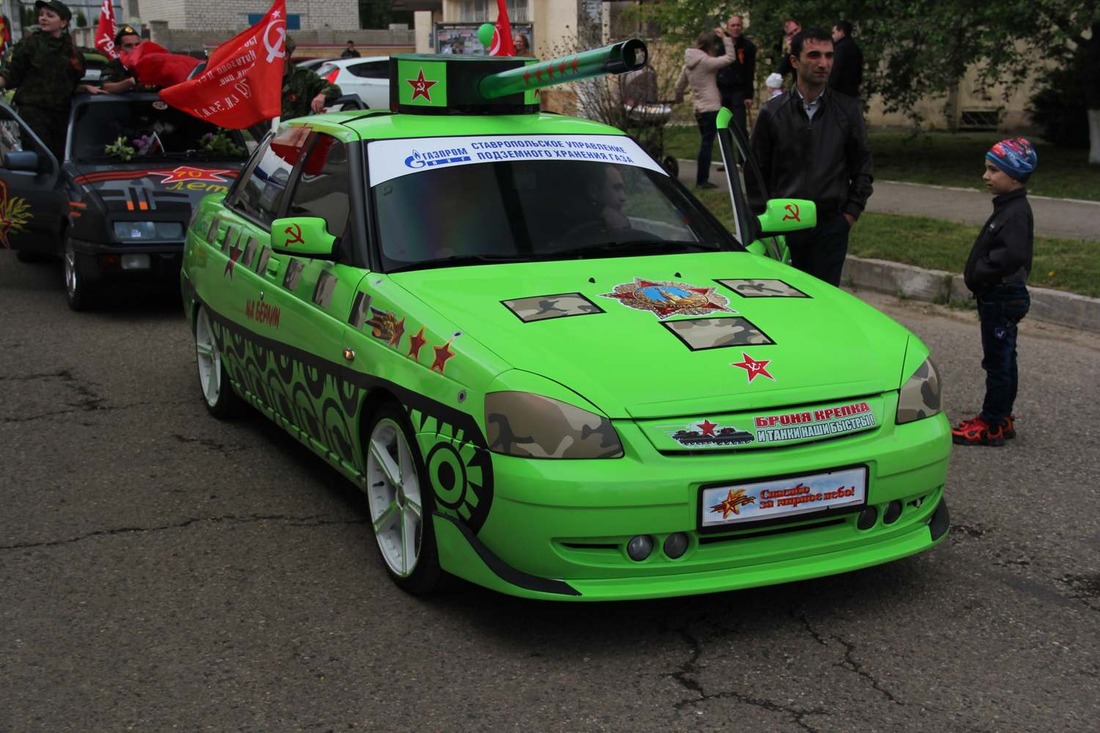 Машина Ставропольского УПХГ в автопробеге поселка Рыздвяный