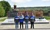 Ставропольские газовики на фоне нового мемориала памяти в с. Пелагиада