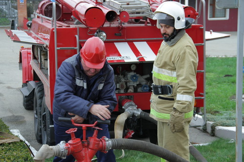 Проверка действий персонала при подключение пожарного рукава в случае аварийной ситуации