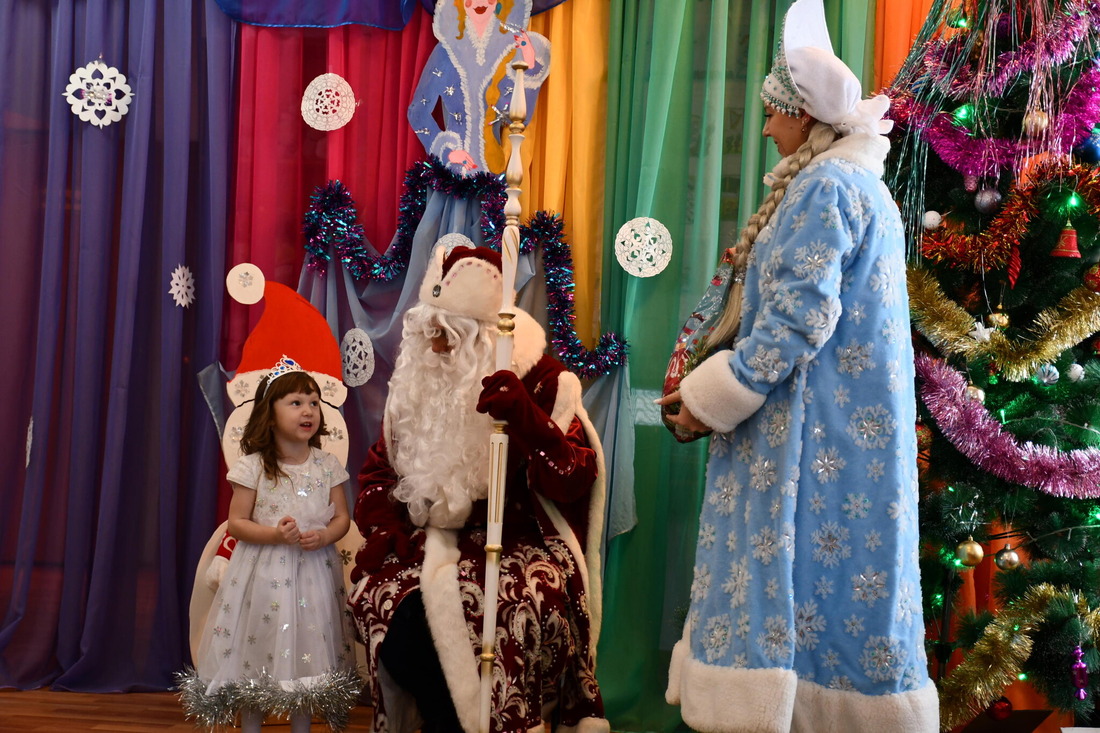 Волшебную сказку подарили воспитанникам Новоникитинского детского сада работники Совхозного УПХГ