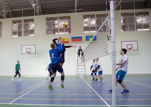 Волейболистам Песчано-Умётского УПХГ вновь не было равных в мужском турнире