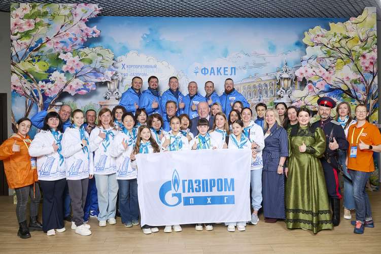 Творческая делегация ООО «Газпром ПХГ». Фото предоставлено пресс-центром фестиваля «Факел»